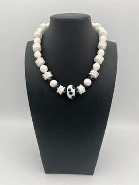 Vintage Miriam Haskell Chunky Hubnail Statement Necklace – Signed White & Black